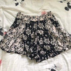 FREE PEOPLE Floral Shorts